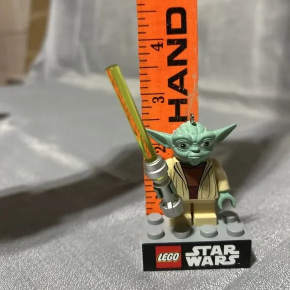 2013 Hallmark Keepsake Star Wars Lego Yoda Christmas Ornament - Picture 2 of 12